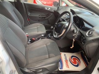 /photos/9849/79e979b1-cba5-1be9-6f68-8fd1d381c014_i320x240.jpg