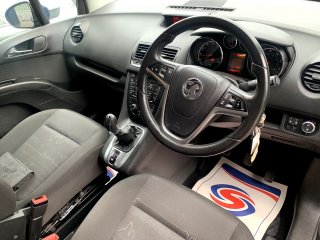 /photos/9849/93a7f317-7964-94b2-fc22-53f9e5bf475e_i320x240.jpg